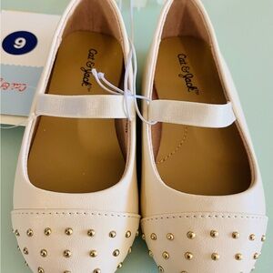Cat & Jack Cream & Gold Studded Kids Shoes, Size 6. Brand NEW WITH TAGS!